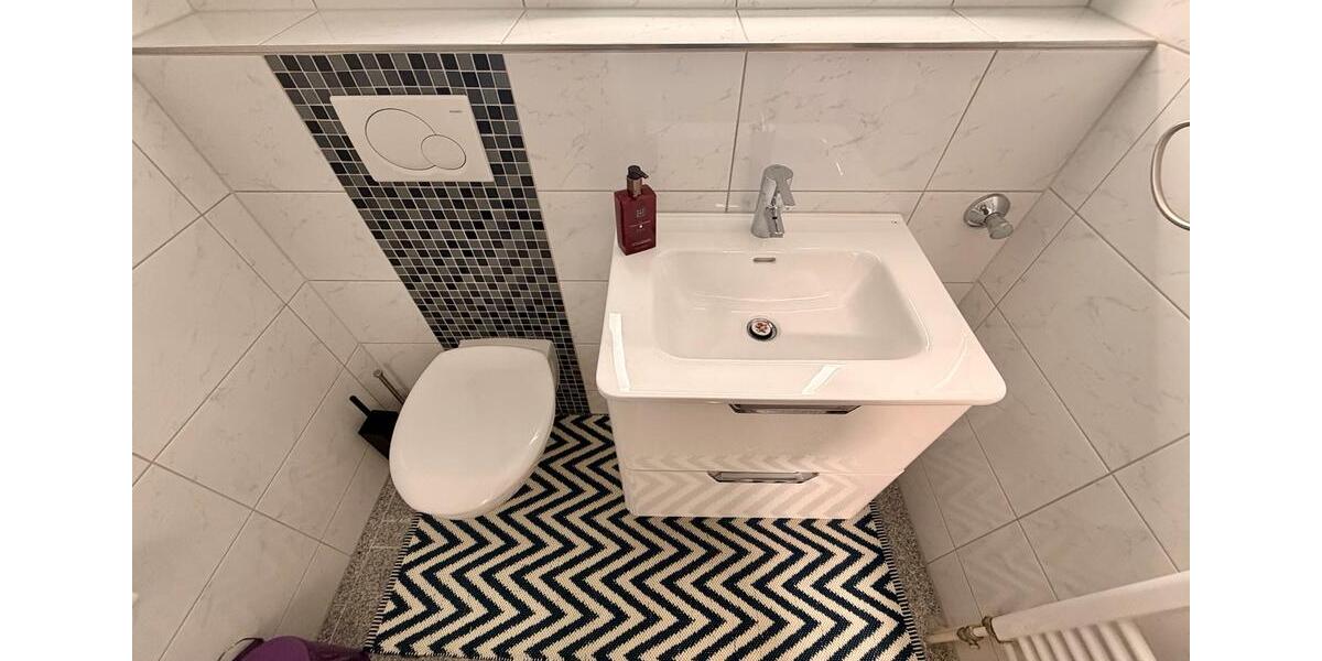 Etagenwohnung Düsseldorf Stadtbezirk 8 - 2 Zimmer, 51 m&sup2;, 1.000&euro; | Angebot:25304057