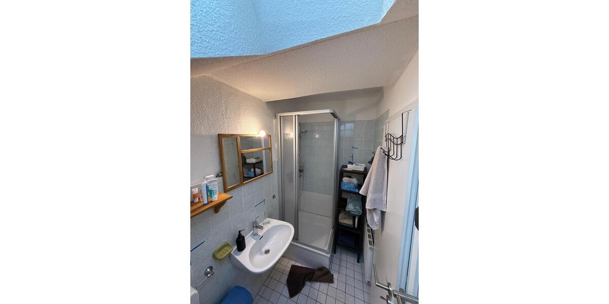 Dachgeschoßwohnung Wuppertal Brill - 1 Zimmer, 20 m&sup2;, 394&euro; | Angebot:25988581