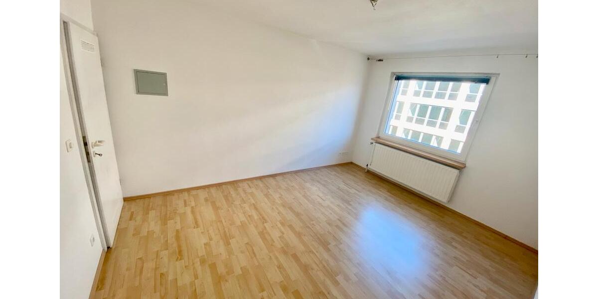 Etagenwohnung Essen Stadtkern - 1.5 Zimmer, 40 m&sup2;, 600&euro; | Angebot:25142088