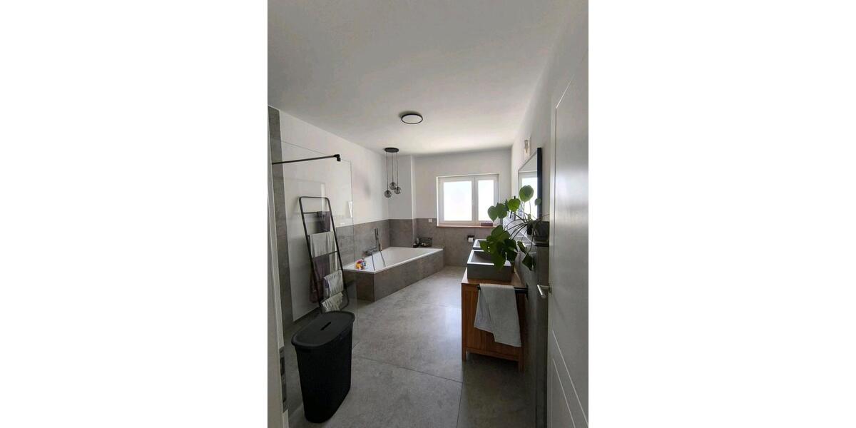 Einfamilienhaus Breckerfeld - 6 Zimmer, 220 m&sup2;, 660.000&euro; | Angebot:26547407
