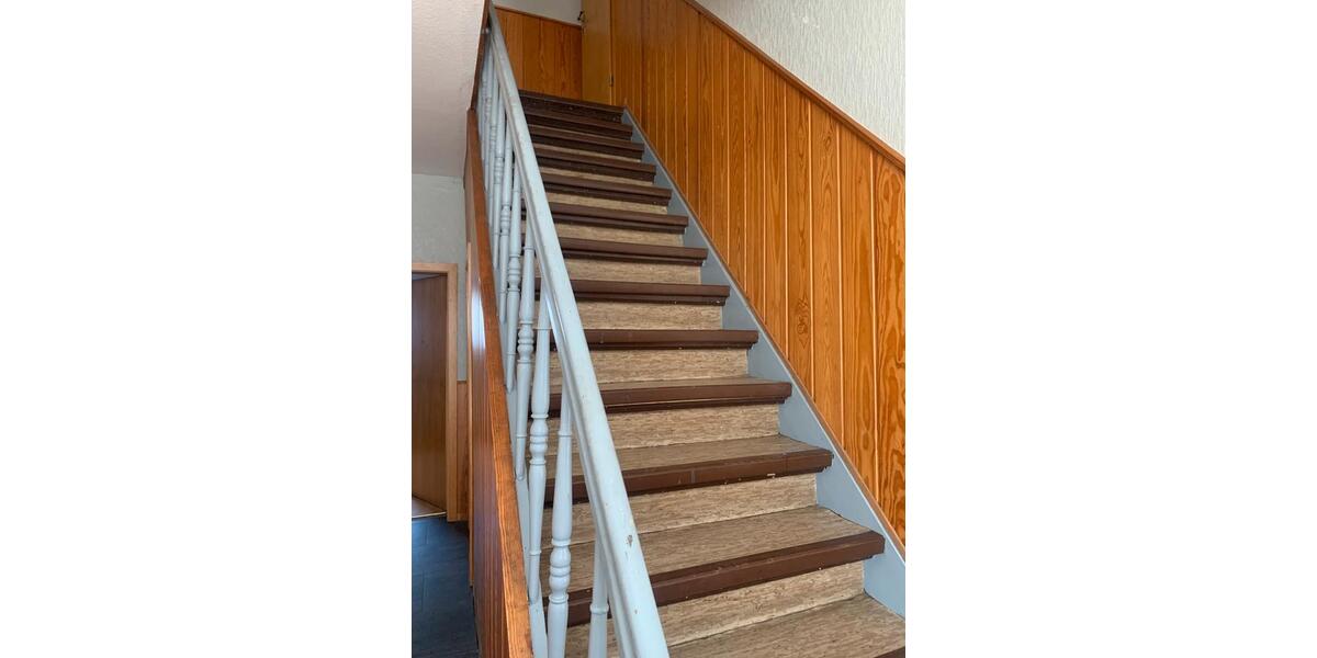 Mehrfamilienhaus, Wohnhaus Witten - 12 Zimmer, 85 m&sup2;, 1.300&euro; | Angebot:24242261