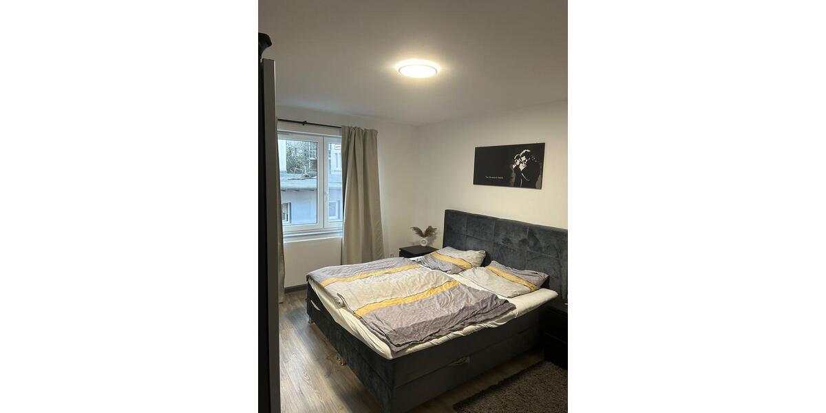 Etagenwohnung Wuppertal Gemarkung Elberfeld - 2 Zimmer, 65 m&sup2;, 685&euro; | Angebot:25725474