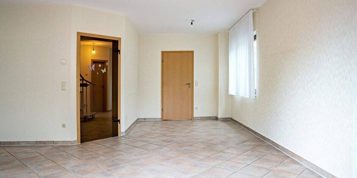 Doppelhaushälfte Ratingen Lintorf - 4 Zimmer, 119 m&sup2;, 1.800&euro; | Angebot:26763651
