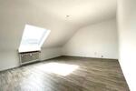 Dachgeschoßwohnung Heiligenhaus - 2.5 Zimmer, 49 m&sup2;, 570&euro; | Angebot:26606763