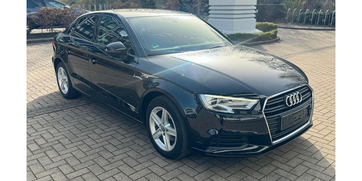 Audi A3 135.000 km 14.400 &euro; Gelsenkirchen 45884