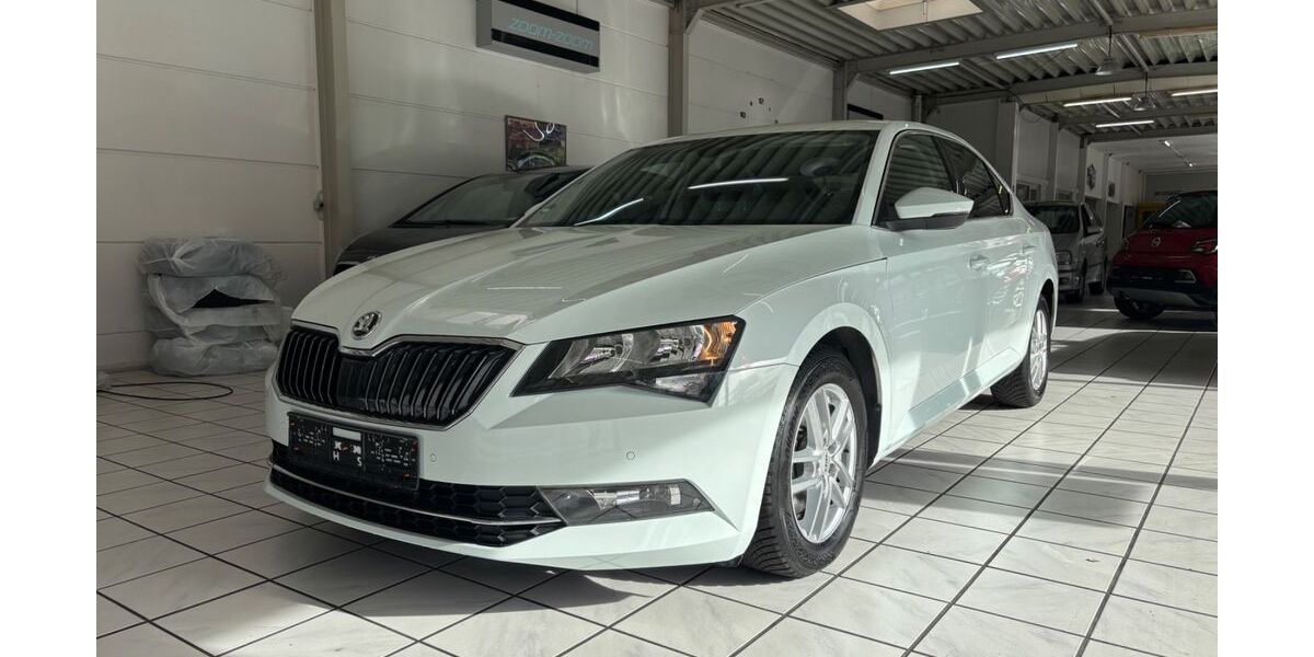 Skoda Superb 100.000 km 15.900 &euro; Essen - Karnap 45329