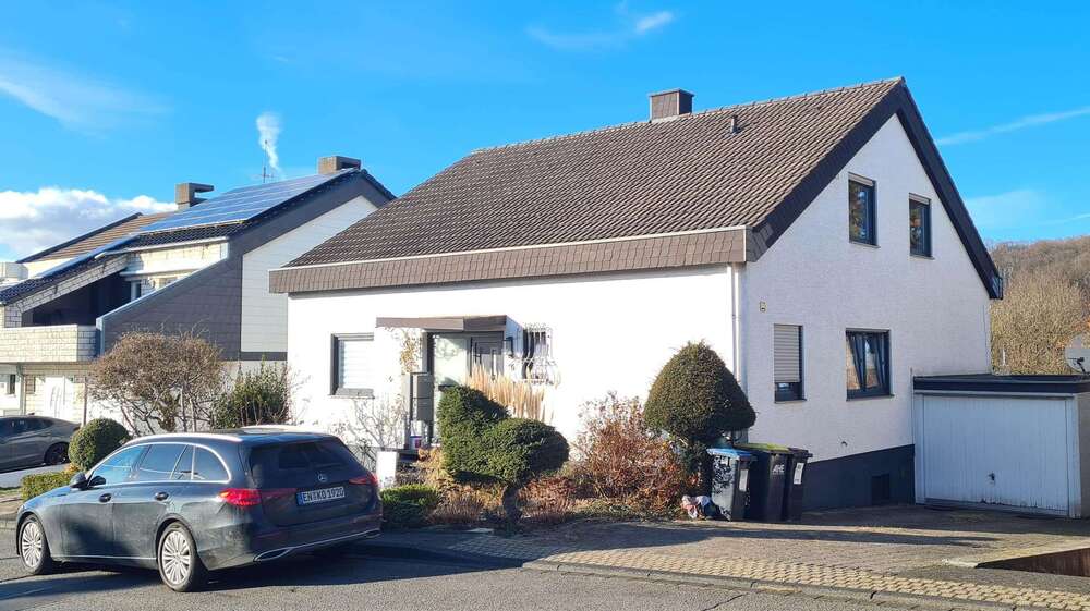 Einfamilienhaus Hagen Hohenlimburg - 7 Zimmer, 224 m&sup2;, 399.000&euro; | Angebot:25972838