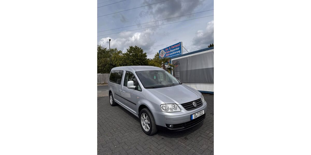 VW Caddy 288.996 km 4.700 &euro; Düsseldorf 40627