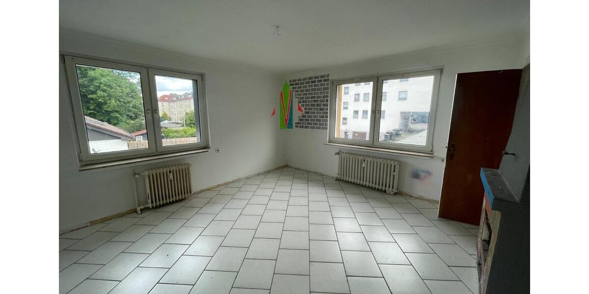 Etagenwohnung Remscheid - 7 Zimmer, 150 m&sup2;, 1.400&euro; | Angebot:25590552