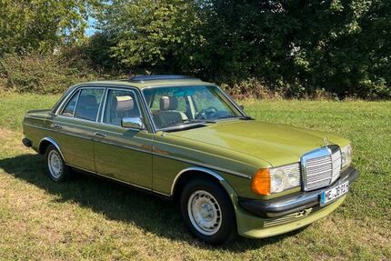 Mercedes-Benz 240 99.000 km 11.999 &euro; Hilden 40721