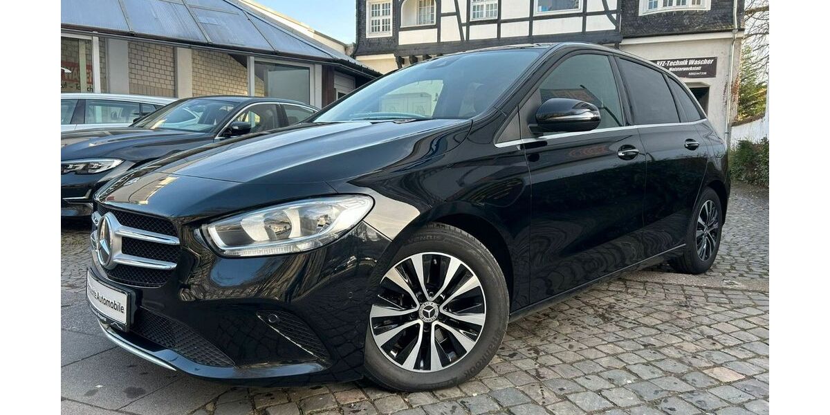 Mercedes-Benz B 180 254.564 km 13.900 &euro; Wuppertal 42117