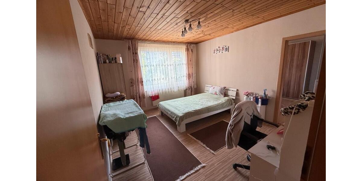 Etagenwohnung Wuppertal Arrenberg - 3.5 Zimmer, 72 m&sup2;, 250.000&euro; | Angebot:27072461