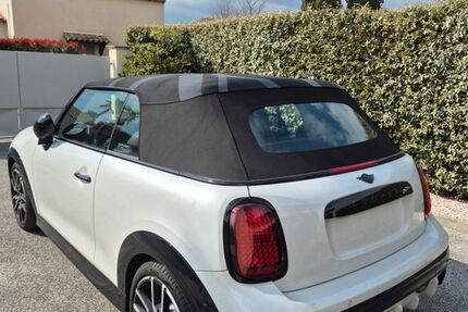 Mini John Cooper Works Cabrio 1.330 km 44.700 &euro; Düsseldorf 40547