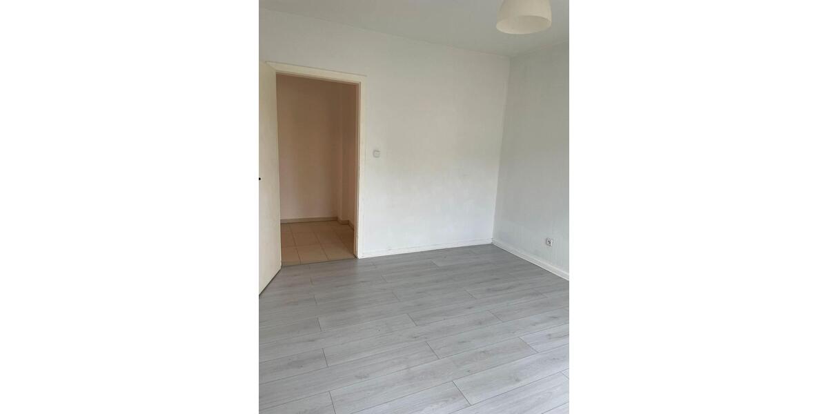 Etagenwohnung Hattingen Niederbonsfeld - 3.5 Zimmer, 79 m&sup2;, 500&euro; | Angebot:25978291