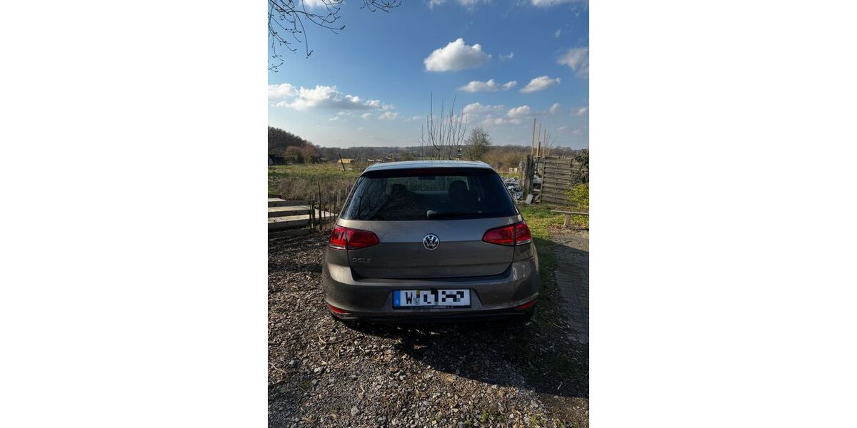 VW Golf 121.700 km 8.000 &euro; Wuppertal 42281