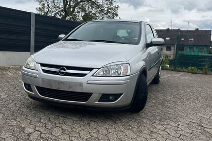 Opel Corsa 193.000 km 1.200 &euro; Essen 45277