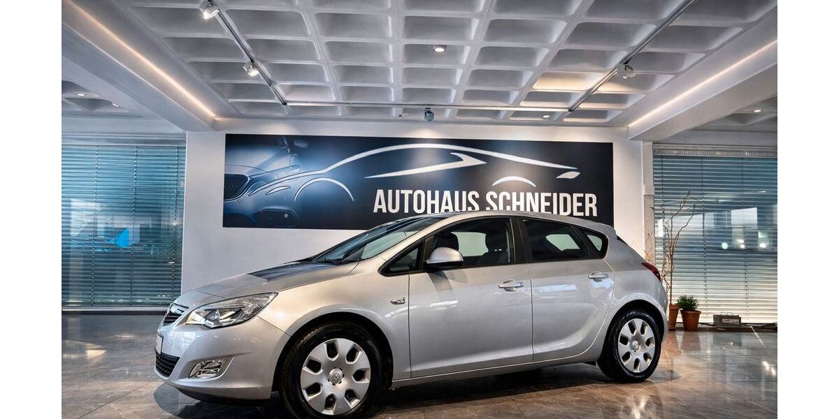 Opel Astra 52.189 km 7.400 &euro; Ratingen 40880