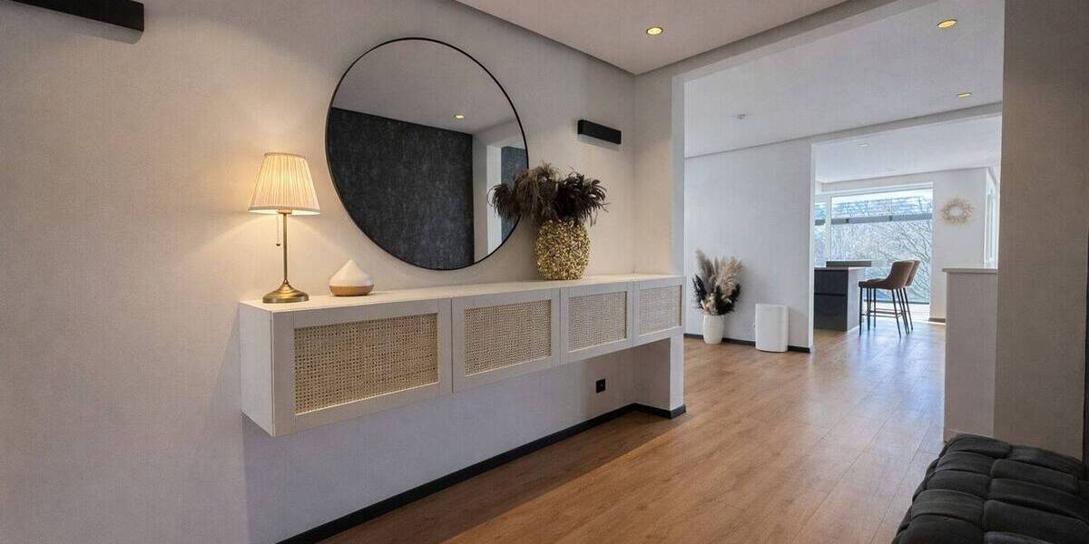 Einfamilienhaus Solingen / Wald Wald - 8 Zimmer, 323 m&sup2;, 1.190.000&euro; | Angebot:26043666