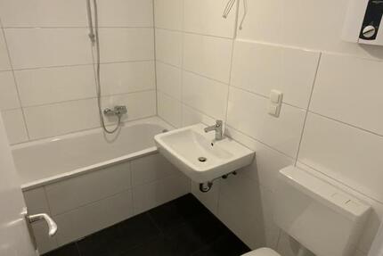 Wohnung Essen Stadtbezirk III - 2 Zimmer, 65 m&sup2;, 589&euro; | Angebot:23594374