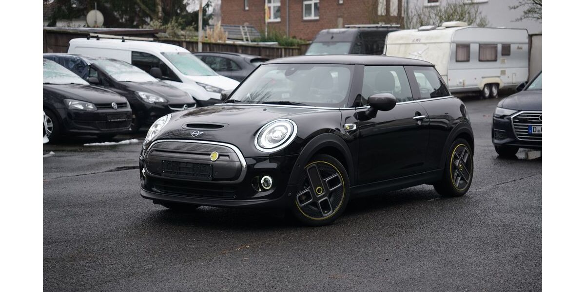 Mini Cooper SE 10.311 km 16.800 &euro; Düsseldorf 40597