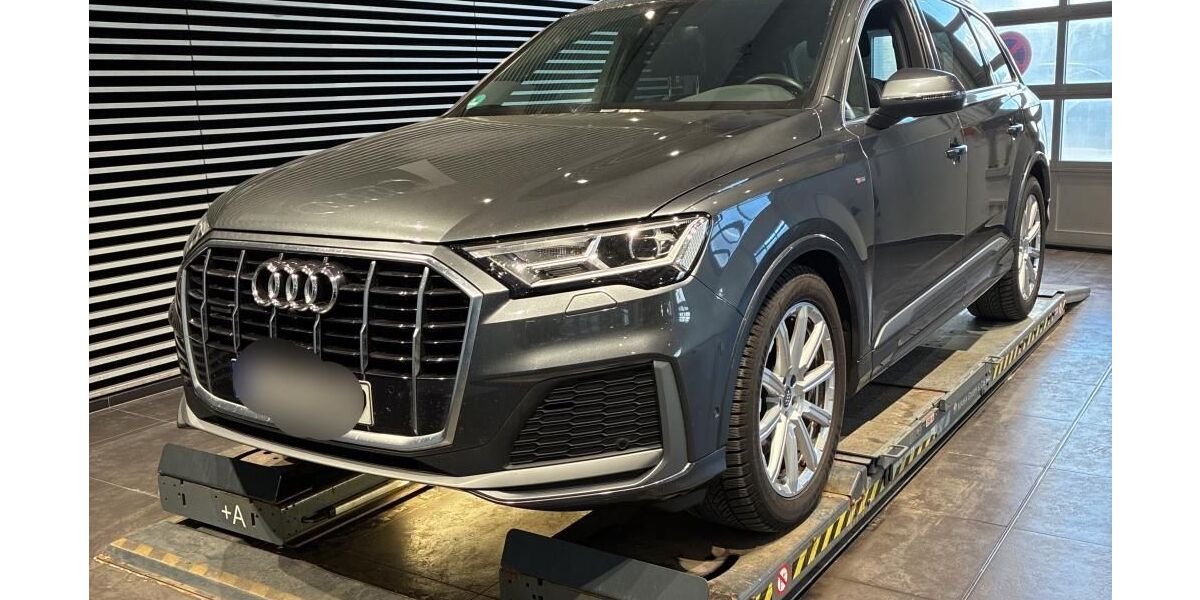 Audi Q7 77.932 km 46.437 &euro; Hagen 58091
