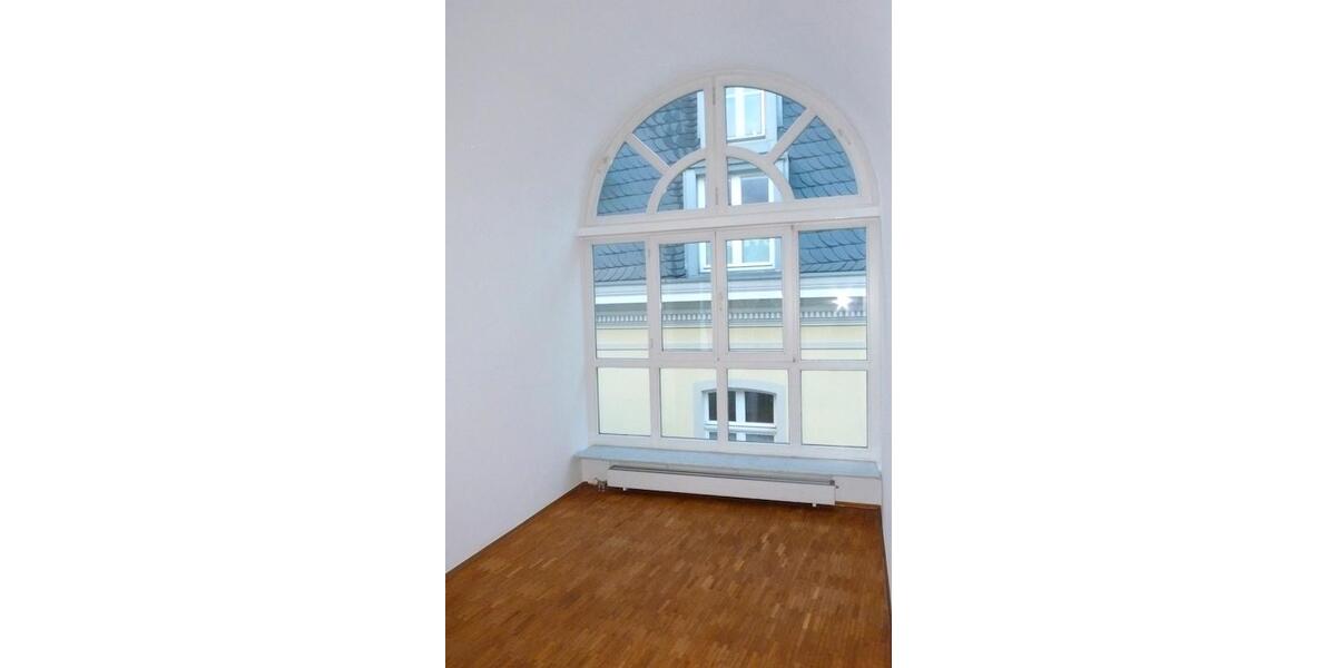 Etagenwohnung Düsseldorf - 2 Zimmer, 71 m&sup2;, 1.600&euro; | Angebot:24827333