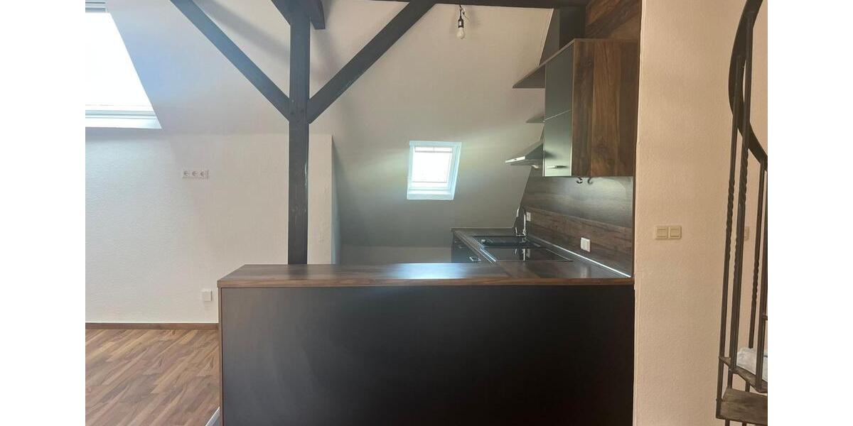 Dachgeschoßwohnung Bochum Höntrop - 4.5 Zimmer, 135 m&sup2;, 945&euro; | Angebot:26034991