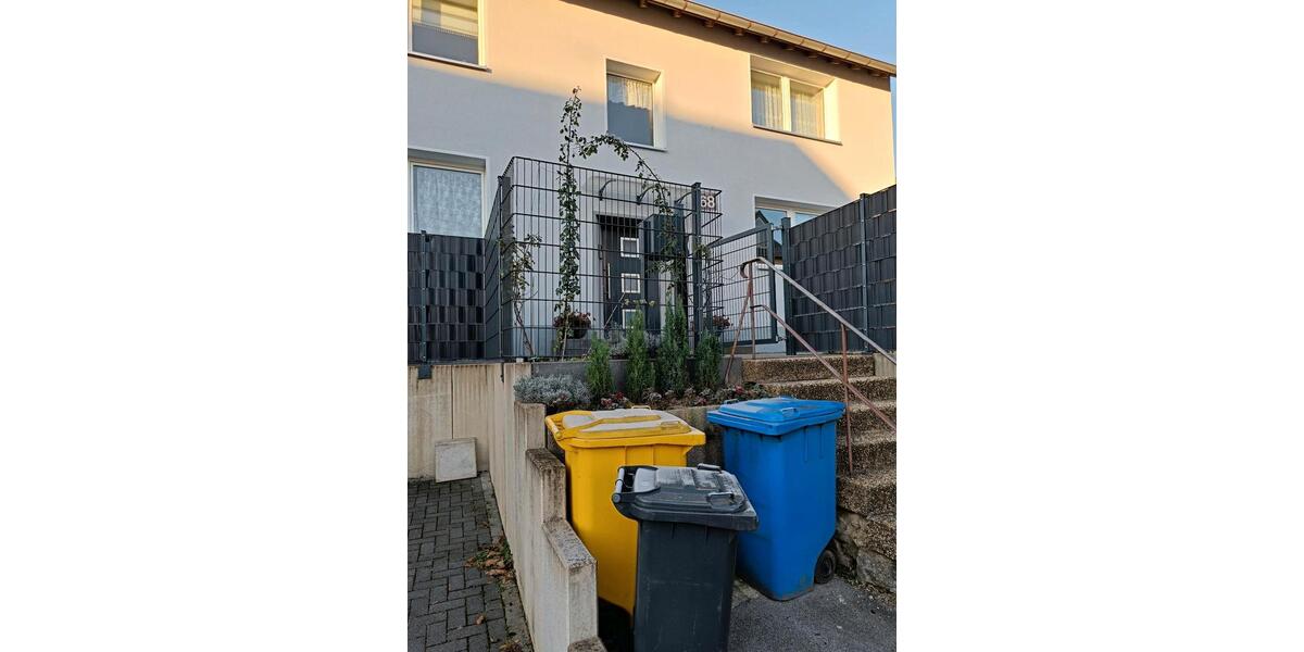 Erdgeschoßwohnung Solingen Mitte - 1 Zimmer, 45 m&sup2;, 600&euro; | Angebot:26327004