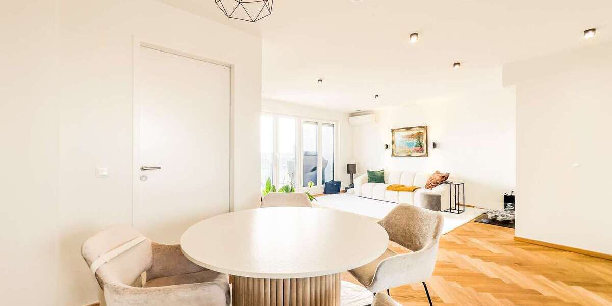 Etagenwohnung Düsseldorf Stadtmitte - 3 Zimmer, 105 m&sup2;, 2.430&euro; | Angebot:27090795