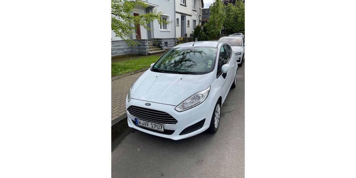 Ford Fiesta 128.685 km 4.300 &euro; Wuppertal 42349