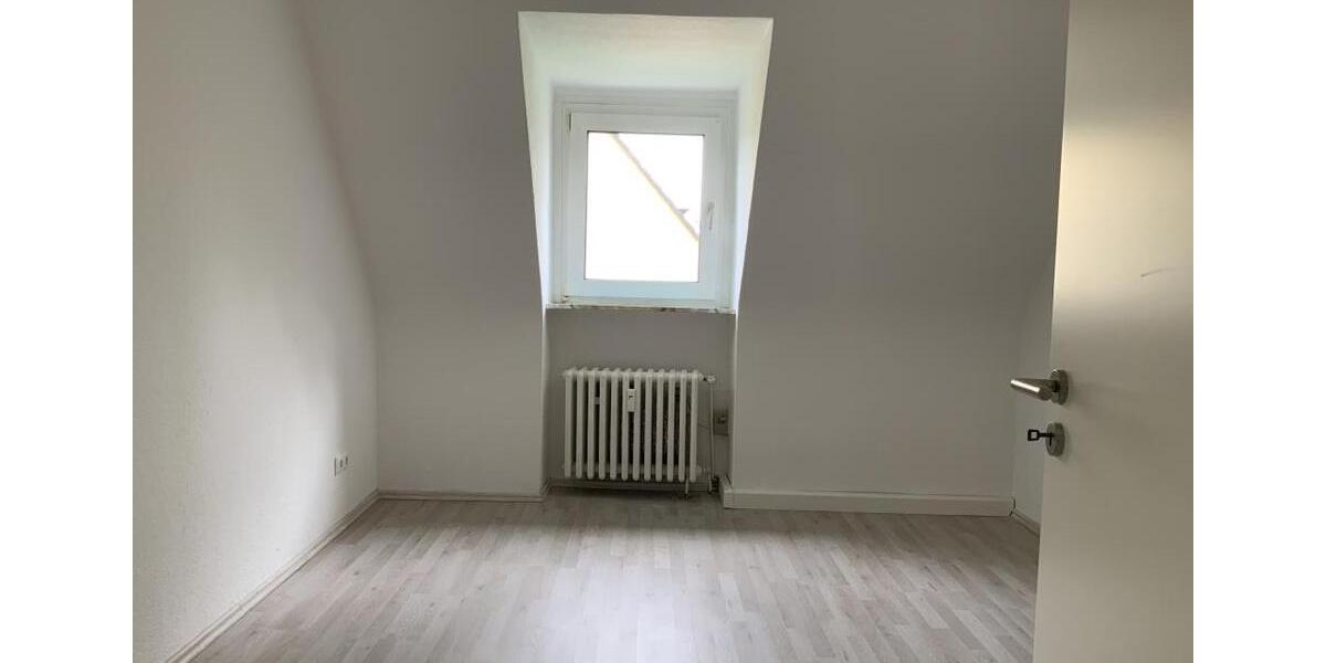 Dachgeschoßwohnung Gelsenkirchen Gelsenkirchen-Mitte - 2 Zimmer, 54 m&sup2;, 409&euro; | Angebot:26381517