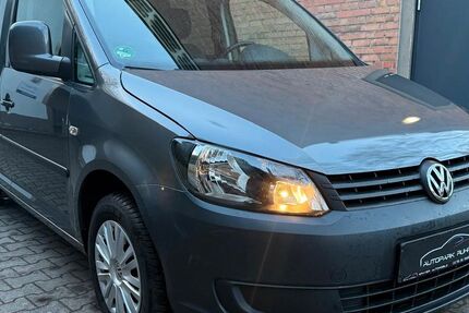 VW Caddy 154.000 km 7.499 &euro; Essen 45307