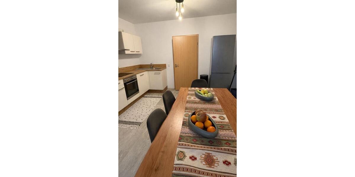 Dachgeschoßwohnung Gelsenkirchen Gelsenkirchen-Mitte - 3 Zimmer, 90 m&sup2;, 700&euro; | Angebot:25041942
