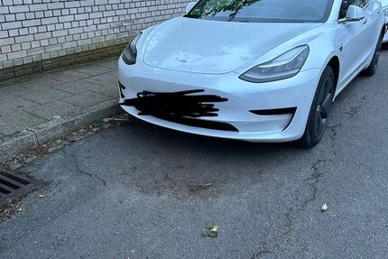 Tesla Model 3 58.500 km 21.800 &euro; Hattingen 45527