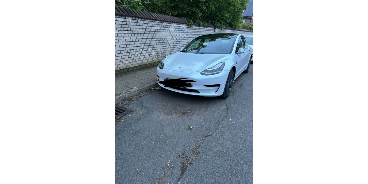 Tesla Model 3 58.500 km 21.800 &euro; Hattingen 45527