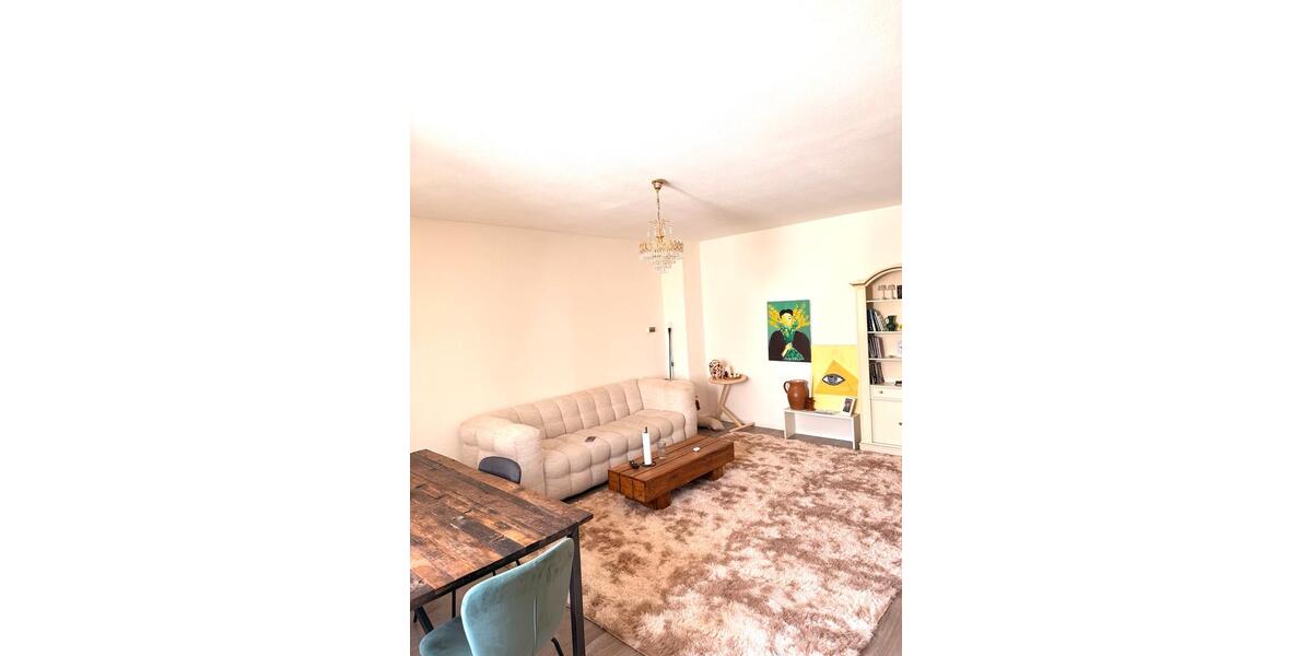 Etagenwohnung Essen Stadtbezirk IV - 2.5 Zimmer, 60 m&sup2;, 420&euro; | Angebot:26021718