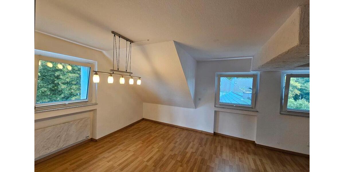 Maisonettenwohnung Remscheid Lüttringhausen - 2 Zimmer, 80 m&sup2;, 720&euro; | Angebot:26532649