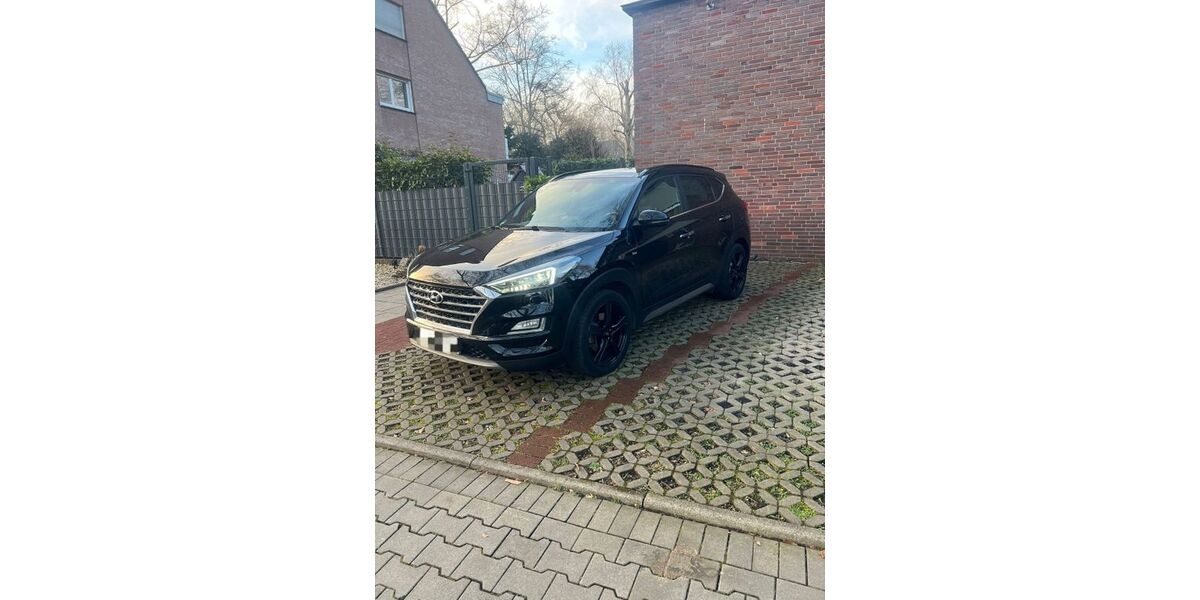 Hyundai TUCSON 144.000 km 16.800 &euro; Gelsenkirchen 45881