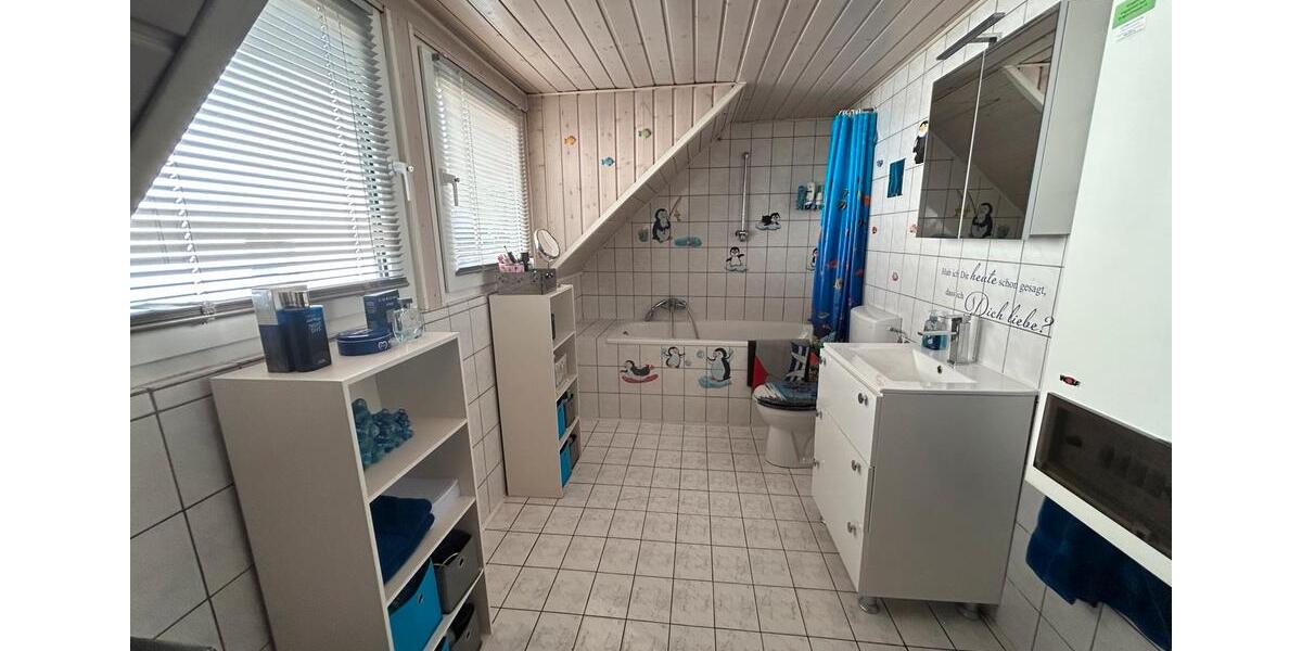 Doppelhaushälfte Burscheid - 3 Zimmer, 95 m&sup2;, 350.000&euro; | Angebot:25547130