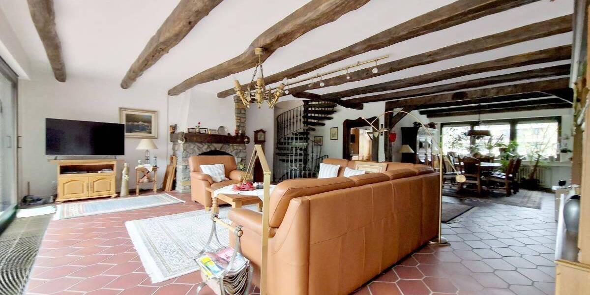 Einfamilienhaus Mülheim Holthausen - 5 Zimmer, 216 m&sup2;, 519.000&euro; | Angebot:26038287