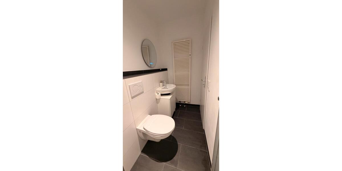Dachgeschoßwohnung Düsseldorf Stadtbezirk 8 - 1.5 Zimmer, 29 m&sup2;, 730&euro; | Angebot:26432458