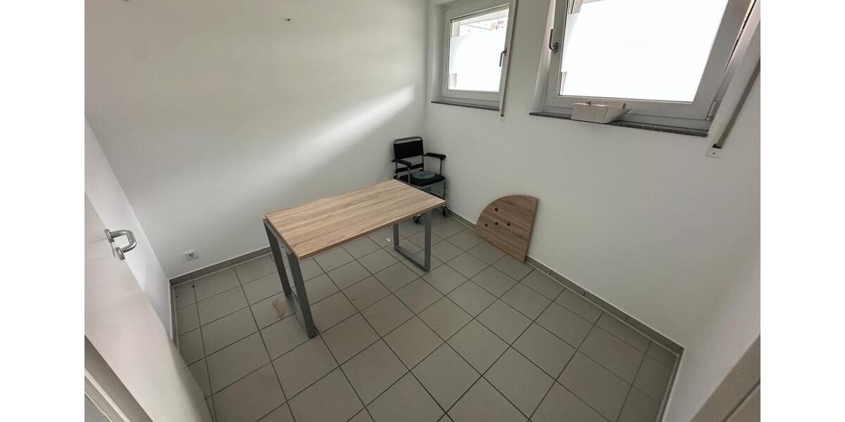 Gewerbeobjekt Wermelskirchen - 900&euro; | Angebot:25736519