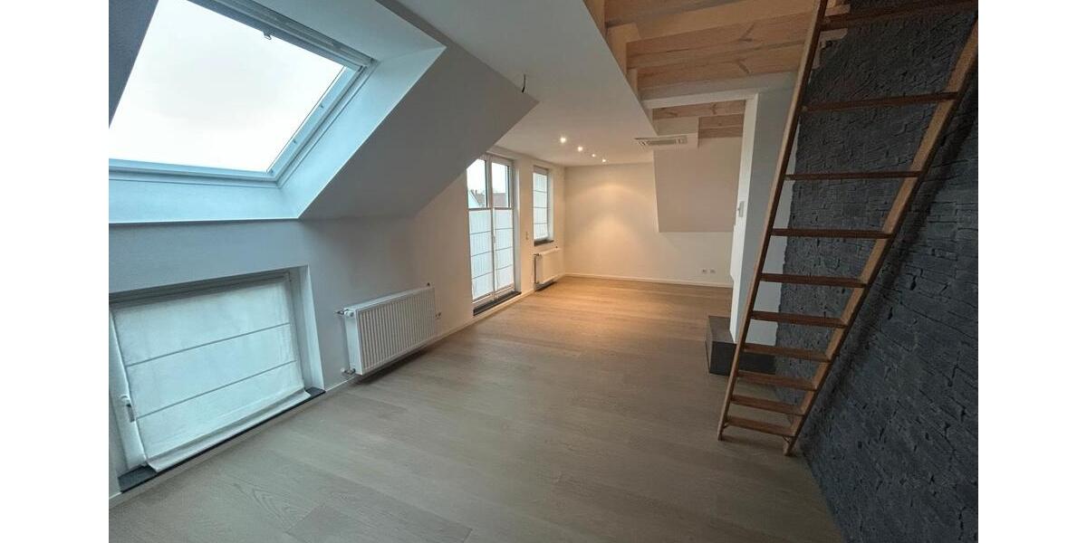 Dachgeschoßwohnung Solingen Burg - 3 Zimmer, 103 m&sup2;, 305.000&euro; | Angebot:25027377