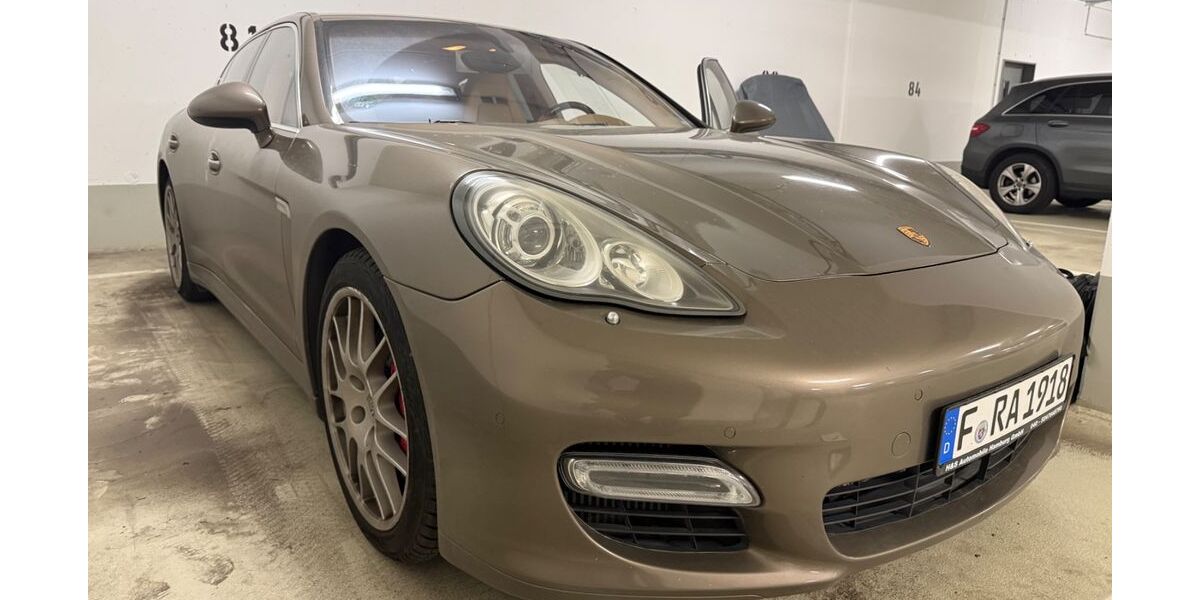 Porsche Panamera 150.000 km 19.900 &euro; Düsseldorf 40229