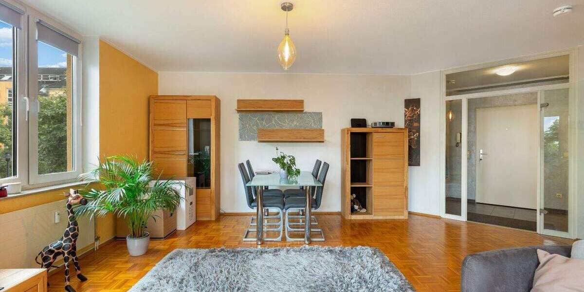 Etagenwohnung Düsseldorf Benrath - 3 Zimmer, 78 m&sup2;, 235.000&euro; | Angebot:25799863