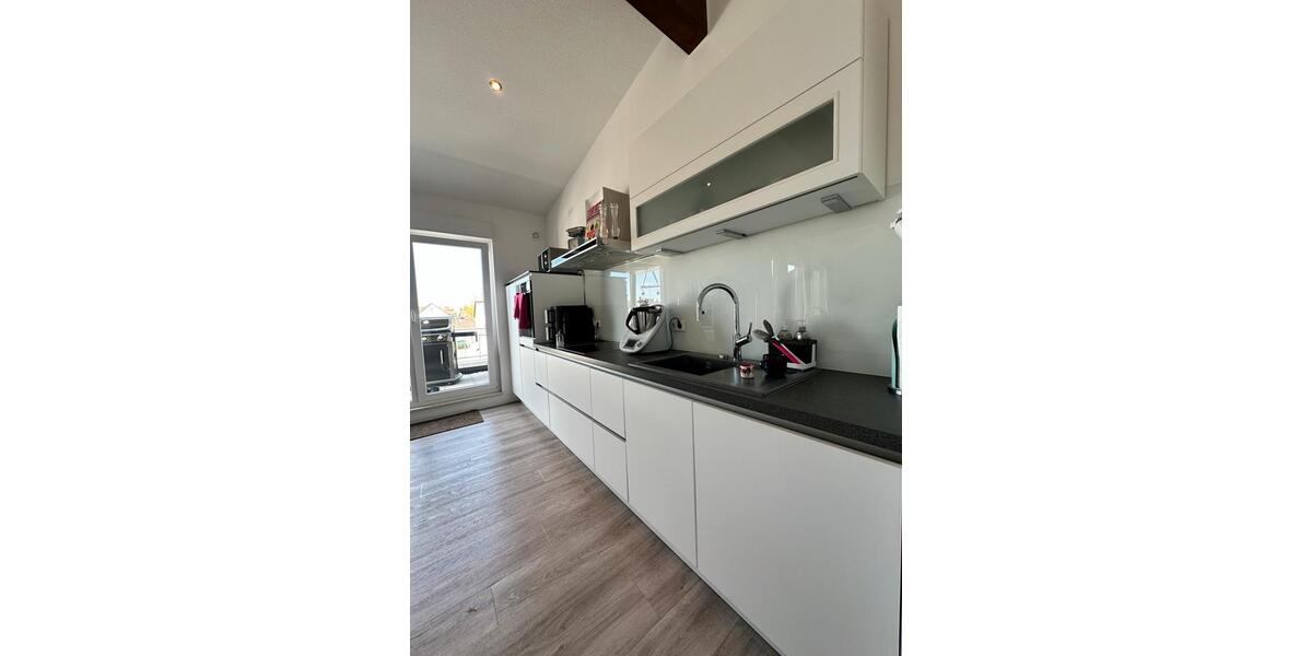 Dachgeschoßwohnung Solingen Burg - 4 Zimmer, 134 m&sup2;, 410.000&euro; | Angebot:26669530