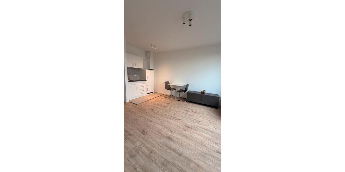 Dachgeschoßwohnung Düsseldorf Stadtbezirk 8 - 1.5 Zimmer, 29 m&sup2;, 730&euro; | Angebot:26432458