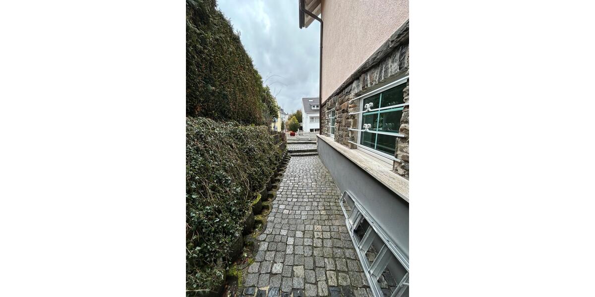 Erdgeschoßwohnung Wuppertal Gemarkung Elberfeld - 2 Zimmer, 70 m&sup2;, 700&euro; | Angebot:25343097