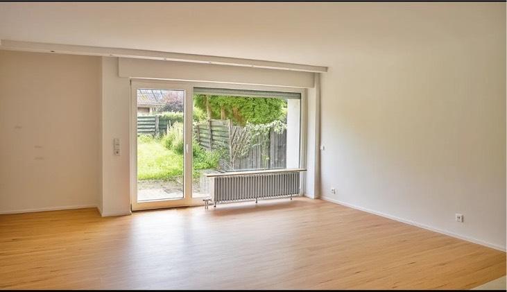 Reihenhaus Ratingen Hösel - 5 Zimmer, 140 m&sup2;, 2.200&euro; | Angebot:25877011