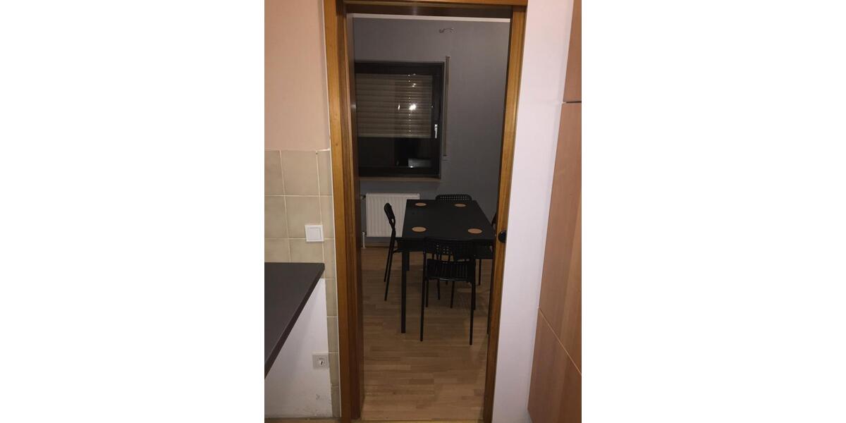Erdgeschoßwohnung Essen Frillendorf - 3 Zimmer, 75 m&sup2;, 2.200&euro; | Angebot:26582048